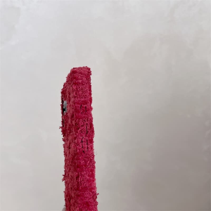 Angora Red Fuzzy Phone Case fo - Apple Iphone 15 recension och pris